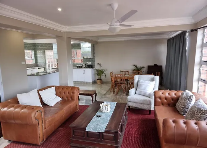Ballito Clarke Bay Beach House - Family Holiday Letting