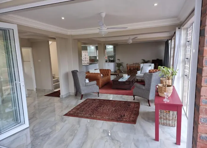 Ballito Clarke Bay Beach House - Family Holiday Letting