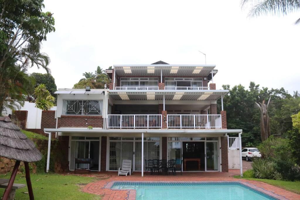 Clarke Bay House - Family Letting * Ballito